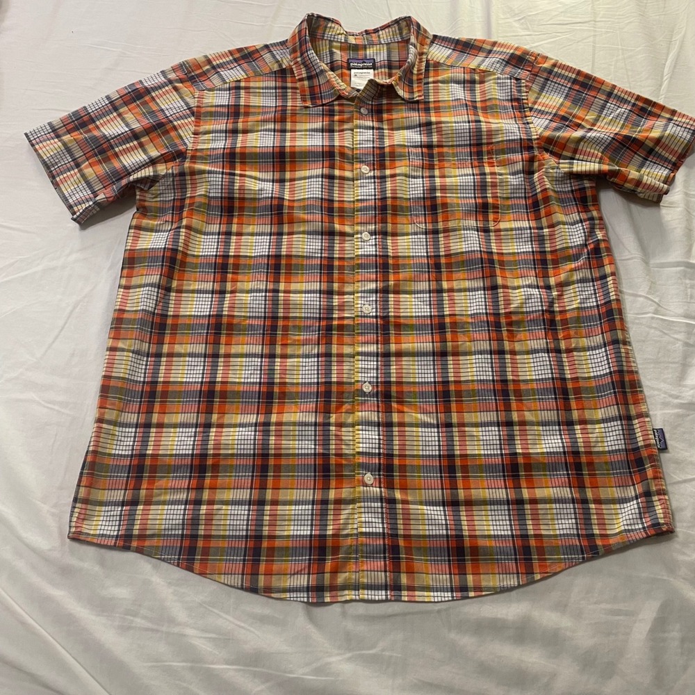 Patagonia Shirt Men XL Orange Plaid 52690SP13 Short Sleeve Organic Cotton Button